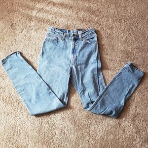 Levi's High-Waisted Jeans